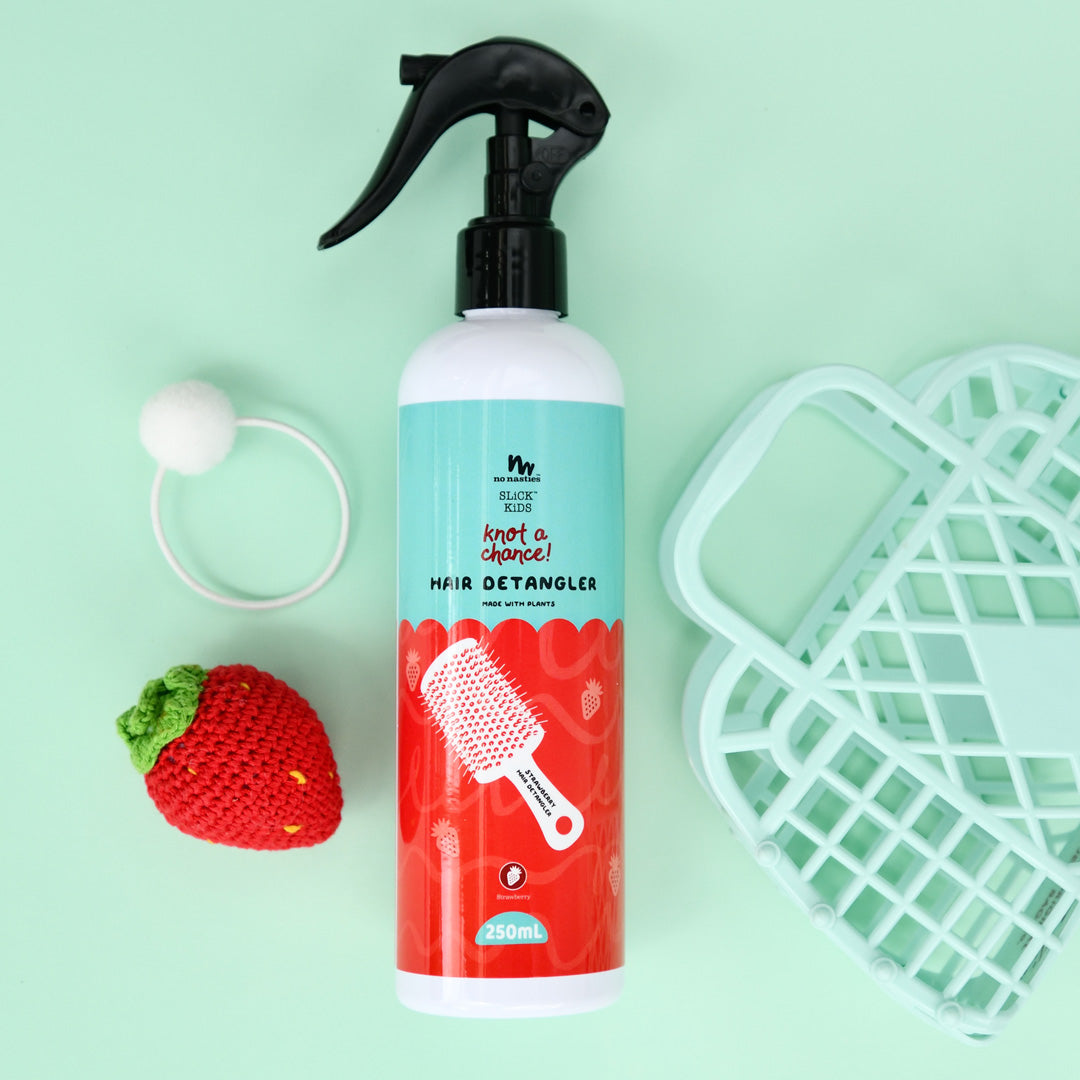 SLiCK KiDS Hair Detangling Spray - Strawberry